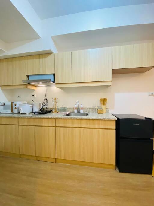Modern Living By The Celandine Dmci In Balintawak * Manila
