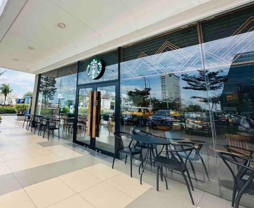 Mall Of Asia-p00l Fr0nt- New 1 Bedroom With Balc0ny At Sh0re2