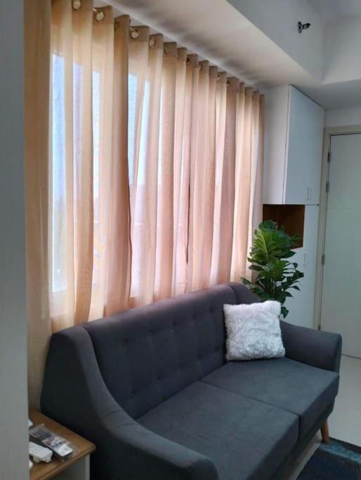 Flexi Unit 1br Or 2br Convertible At South Residences Pinas