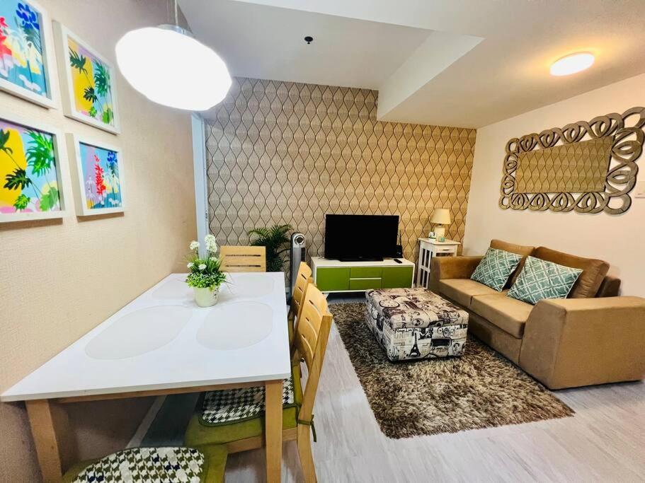 Azure 2bedroom With Balcony
