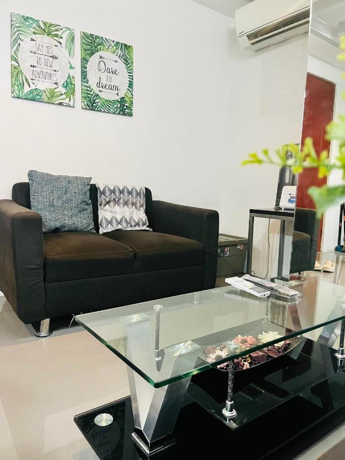 Adb Tower 1 Bedroom With Fast Wifi And Netflix At Ortigas Across Robinson's Galleria Apartment Manila