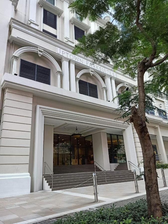 Apartment Daniella's Modern & Cozy In Uptown Bgc