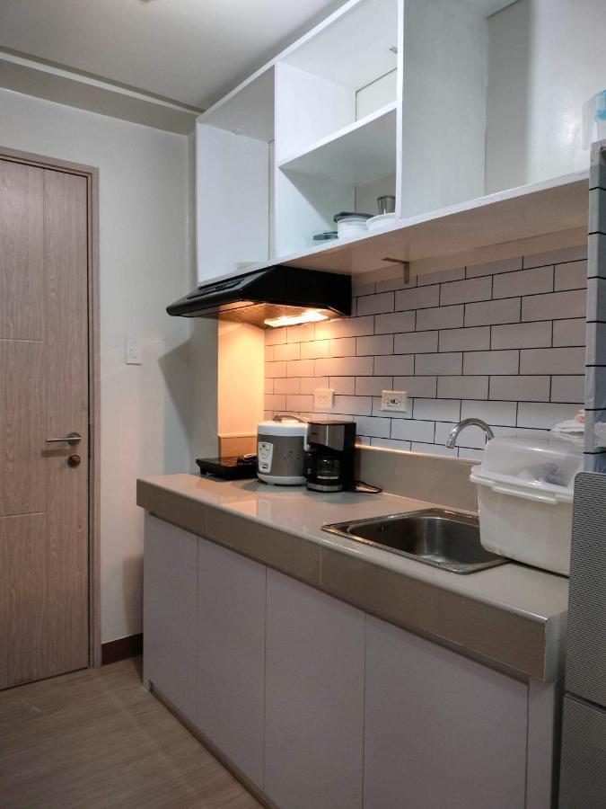 Apartment Anne And Gie 1 Bedroom Unit With Kitchenette In Trees Residences Smdc *