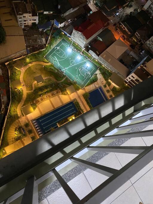 Modern Living By The Celandine Dmci In Balintawak Holiday home *