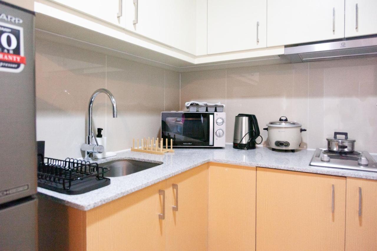 Uptown Parksuites Tower 2 Bgc By Ph Staycation *