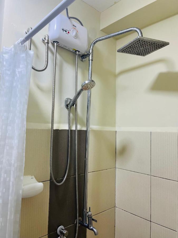 Grace Residences Elegant 1 Bedroom With Balcony Apartment *