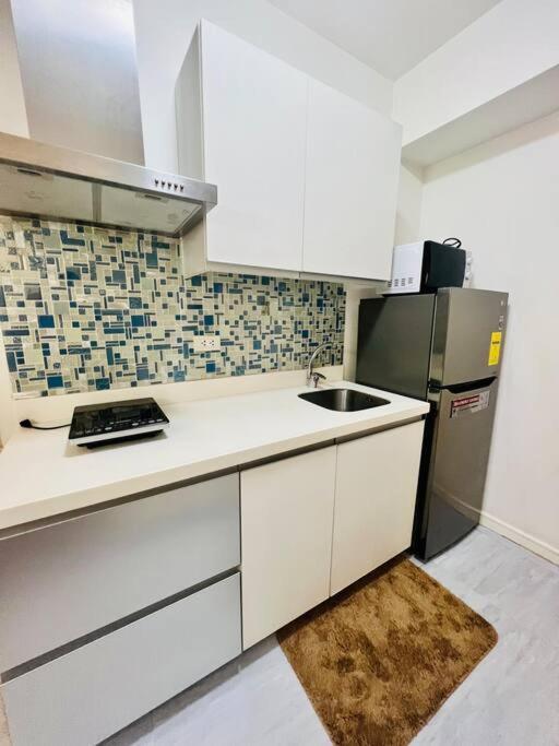 Azure 2bedroom With Balcony Apartment Manila