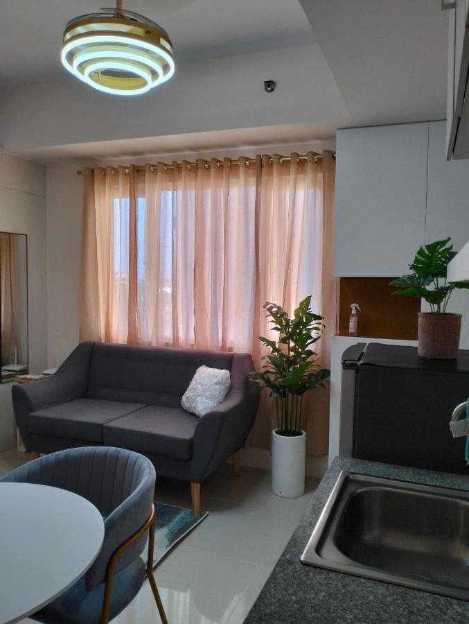 Apartamento Flexi Unit 1br Or 2br Convertible At South Residences Pinas