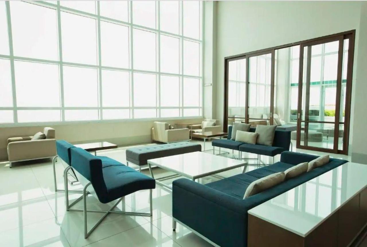 Amora At The Beacon Makati Apartment *