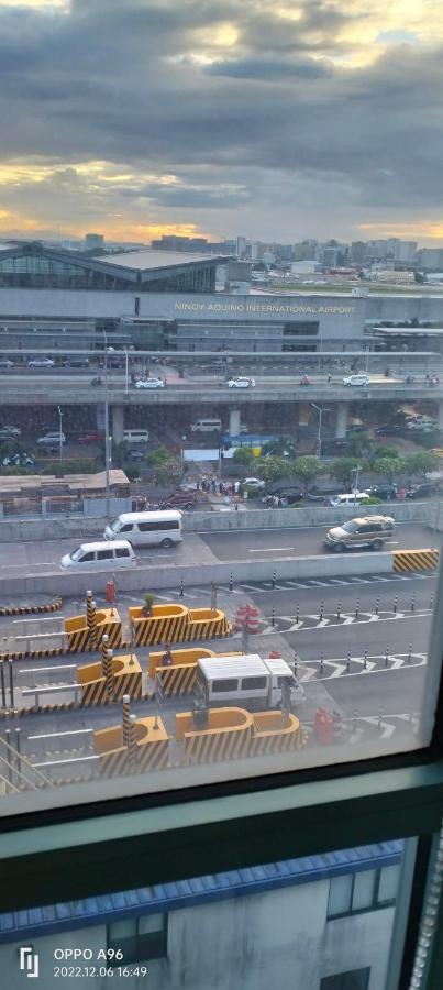 Across Naia Terminal 3 By Rqui Aparthotel *