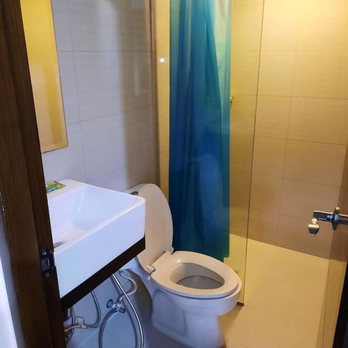 Cozy Unit Manila