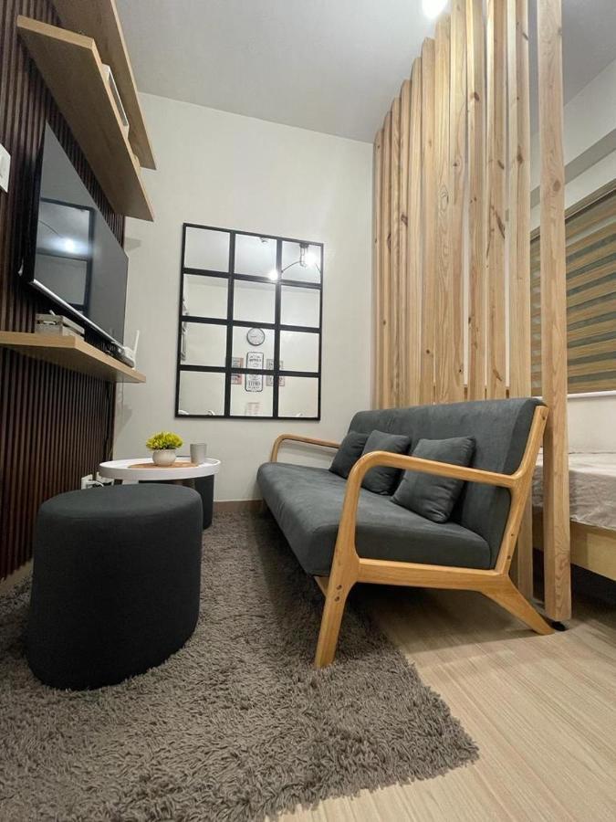 Apartment Euphoria Staycation At Smdc Trees Residences