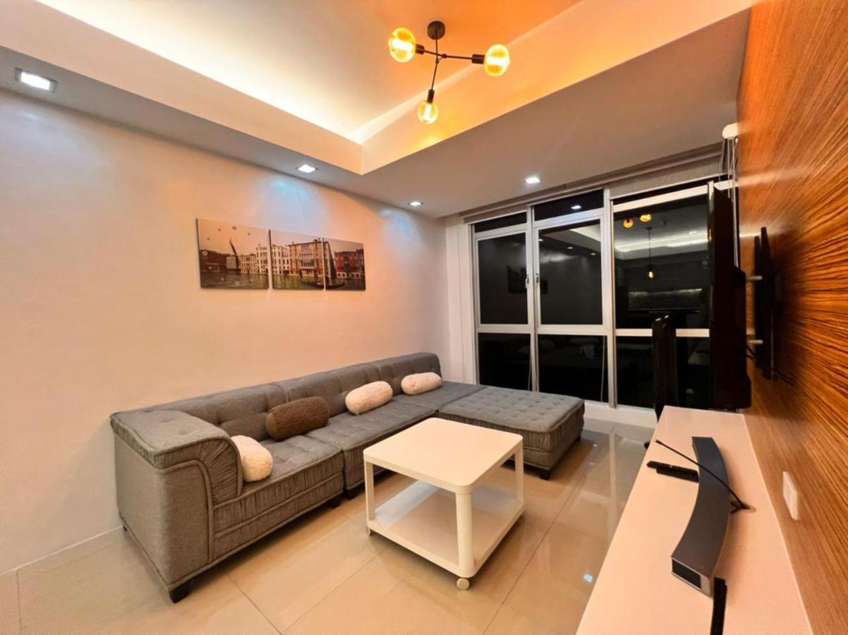 Apartment The Pearl Interior Designed 1 Bedroom Unit Burgos Circle Bgc Manila