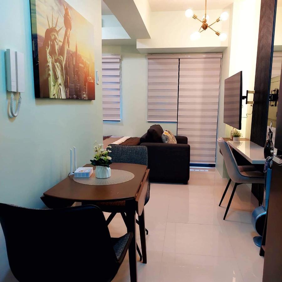 Moa Pasay, Shore 3 Residences - Modern Luxury Apartment Manila