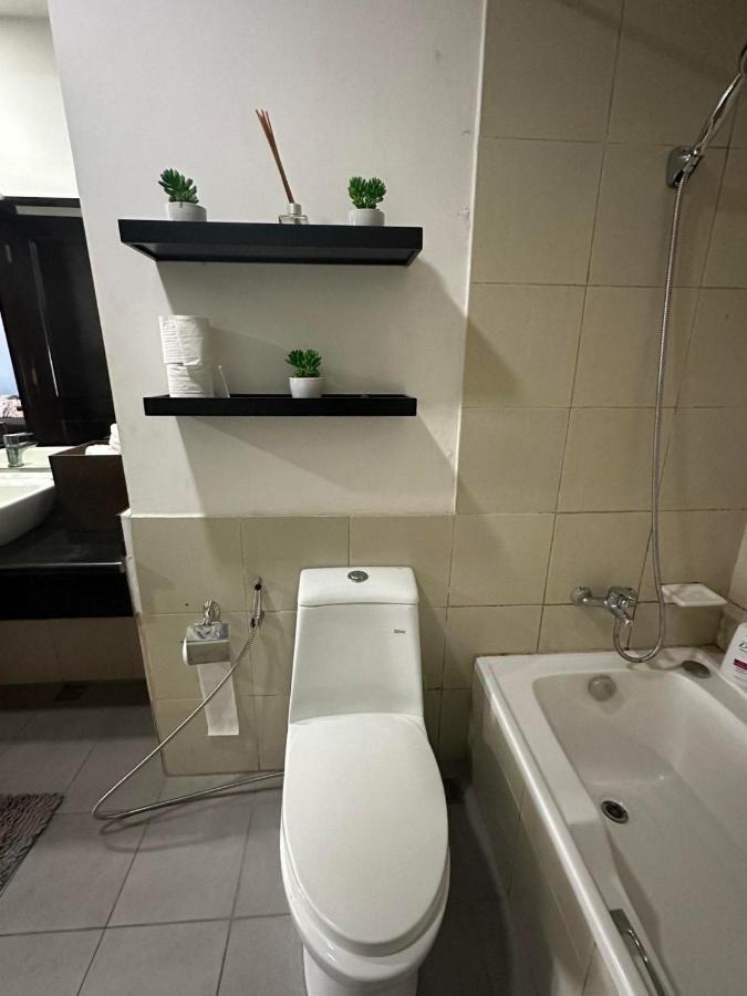 Apartment De Marina With Netflix Manila