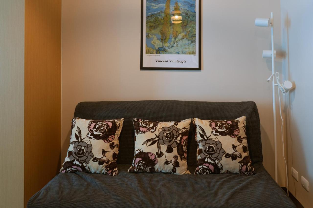 Uptown Parksuites Tower 1 Bgc By Ph Staycation Apartment