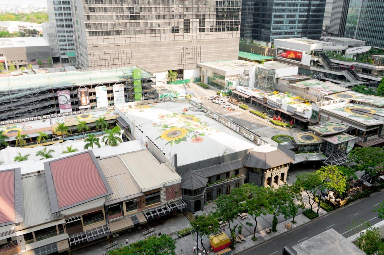 Uptown Parksuites Tower 2 Bgc By Ph Staycation Apartment Manila