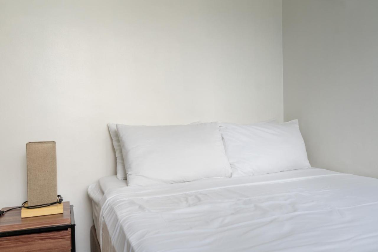 Apartment Prime Avant Bgc Location By Ph Staycation