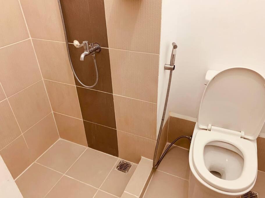 Retreat: Wi-fi, Netflix & Pool Access Near Bgc