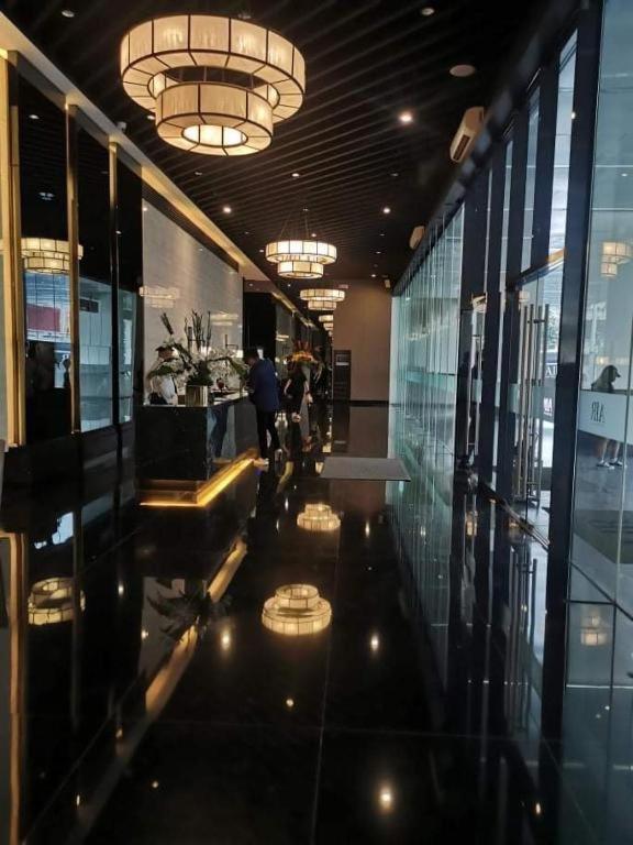 Luxurious Condotel At The Heart Of Makati Manila