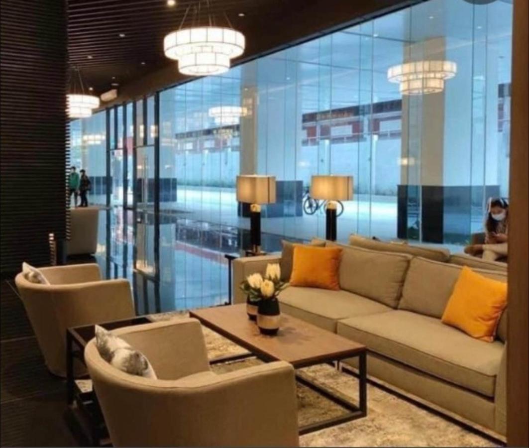 Luxurious Condotel At The Heart Of Makati *