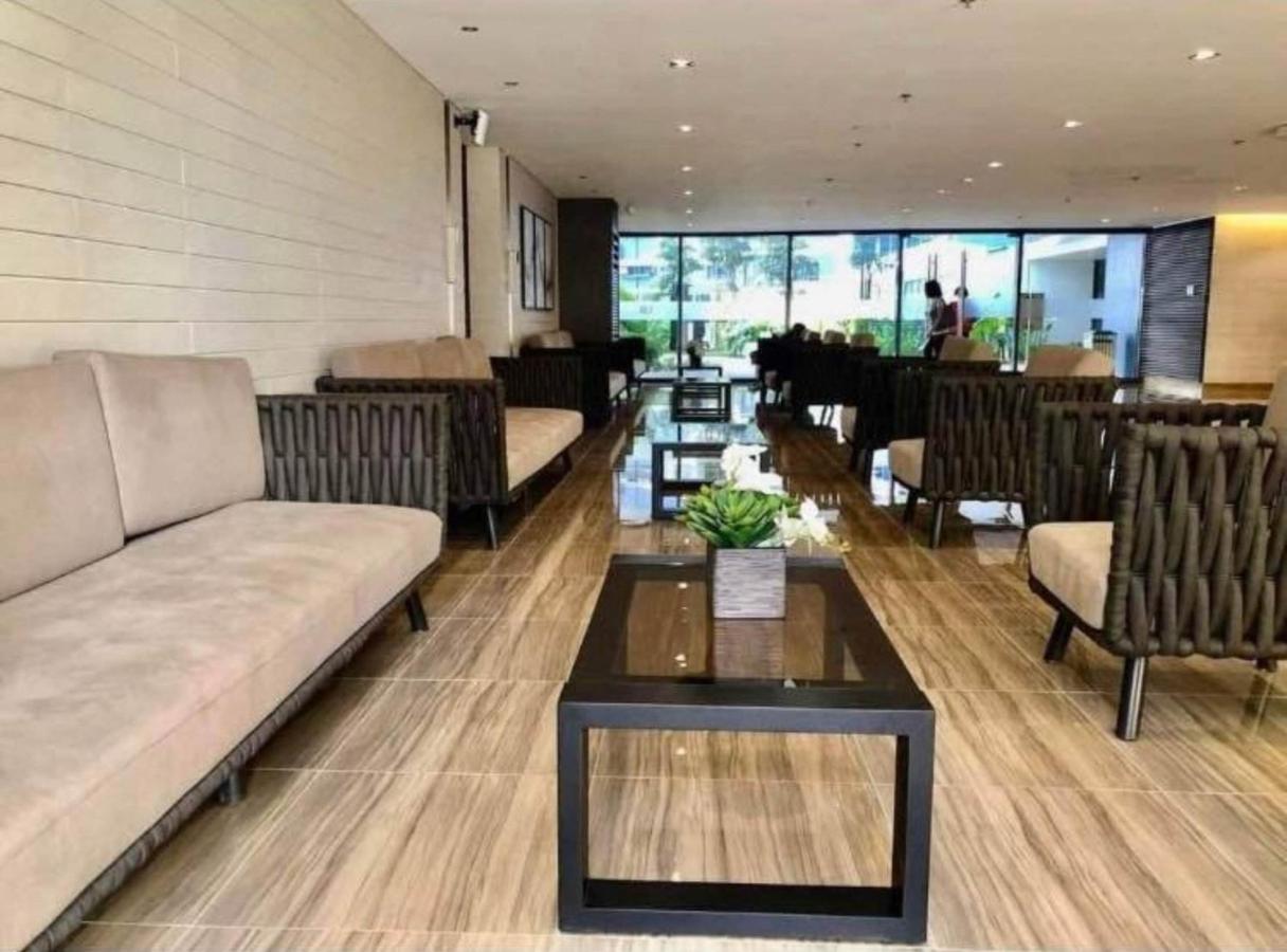 Luxurious Condotel At The Heart Of Makati * Manila