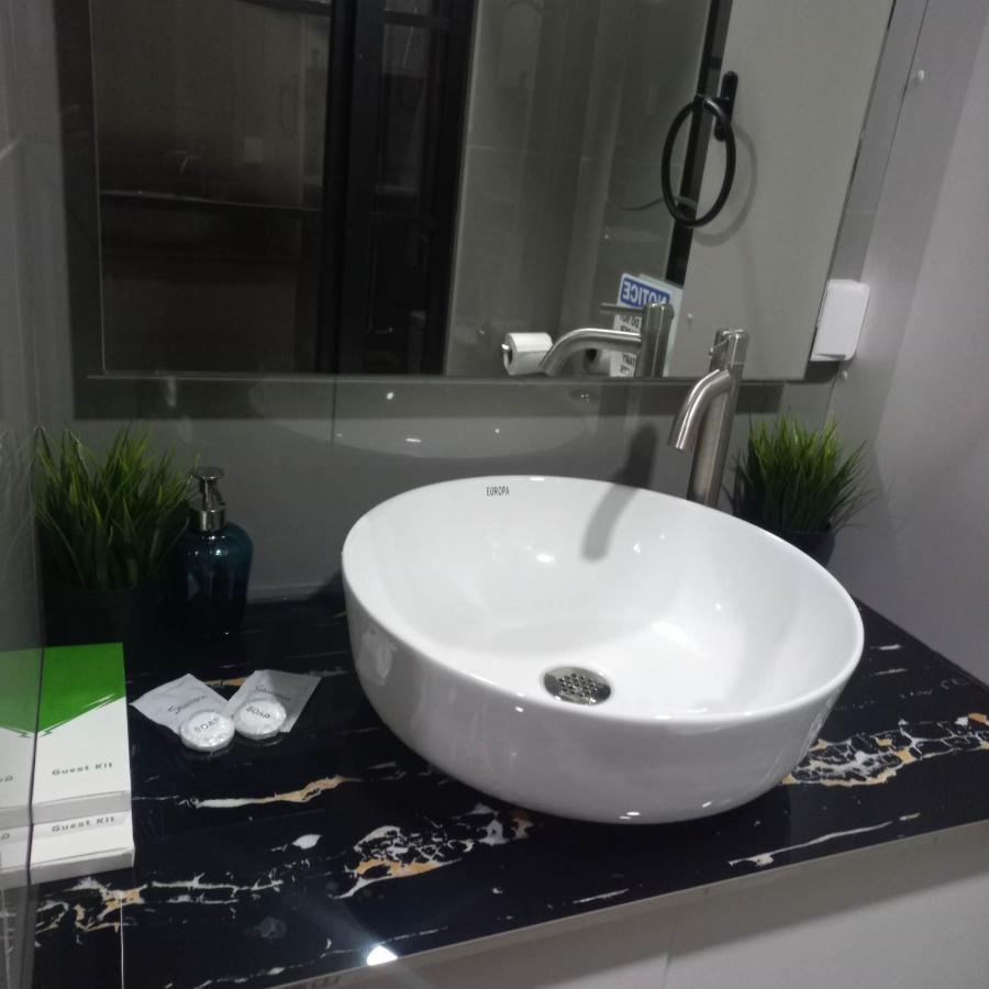 Apartment Luxurious Condotel At The Heart Of Makati *