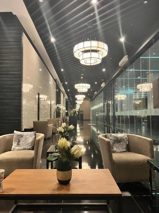 Luxurious Condotel At The Heart Of Makati