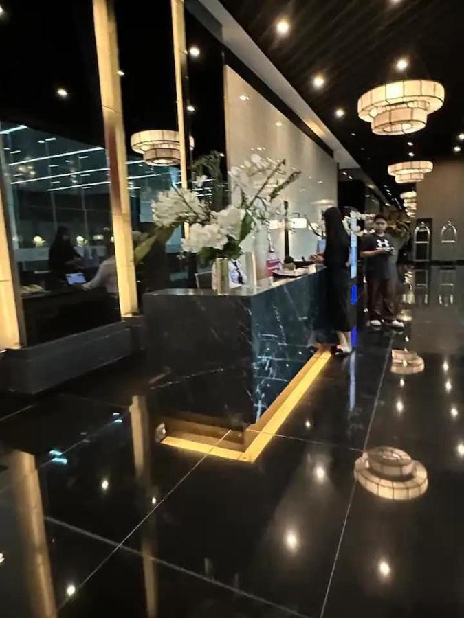 Luxurious Condotel At The Heart Of Makati *