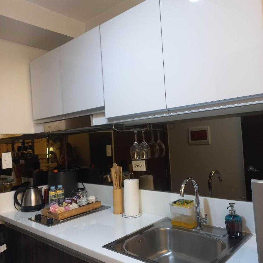 Apartment Luxurious Condotel At The Heart Of Makati