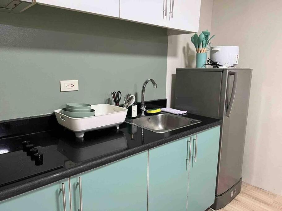 Apartment 2 Bedroom Jazz Cozy At Deal! *