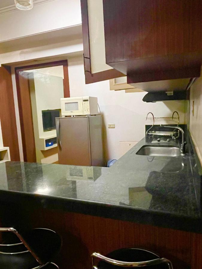 Glam Greenbelt 25mbps Wifi & Netflix