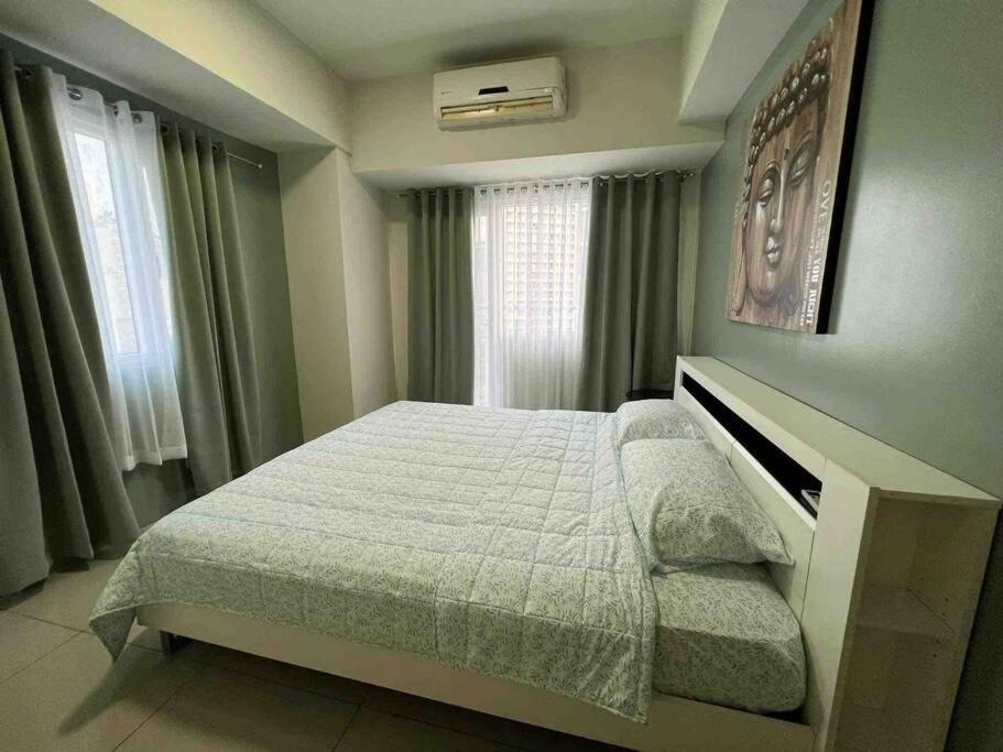 Apartment 2 Bedroom Jazz Cozy At Deal! *