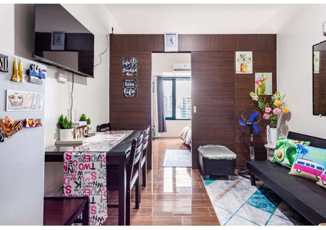 Marivic's Place At Air Residences Makati