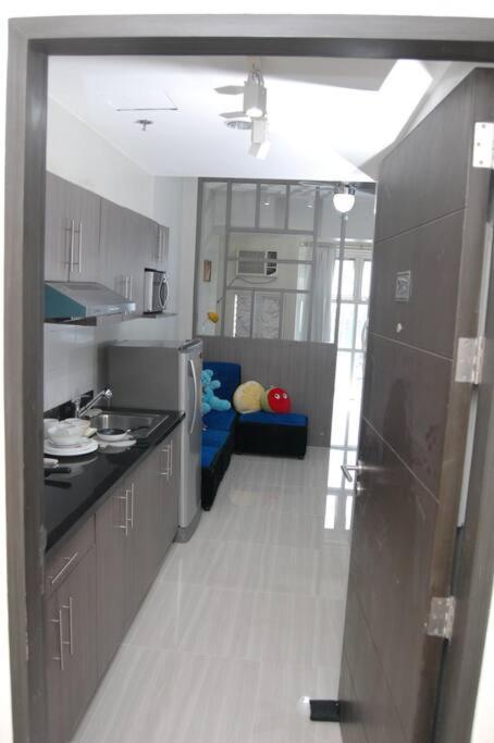 A Fully Furnished @ Will Tower Qc Apartment