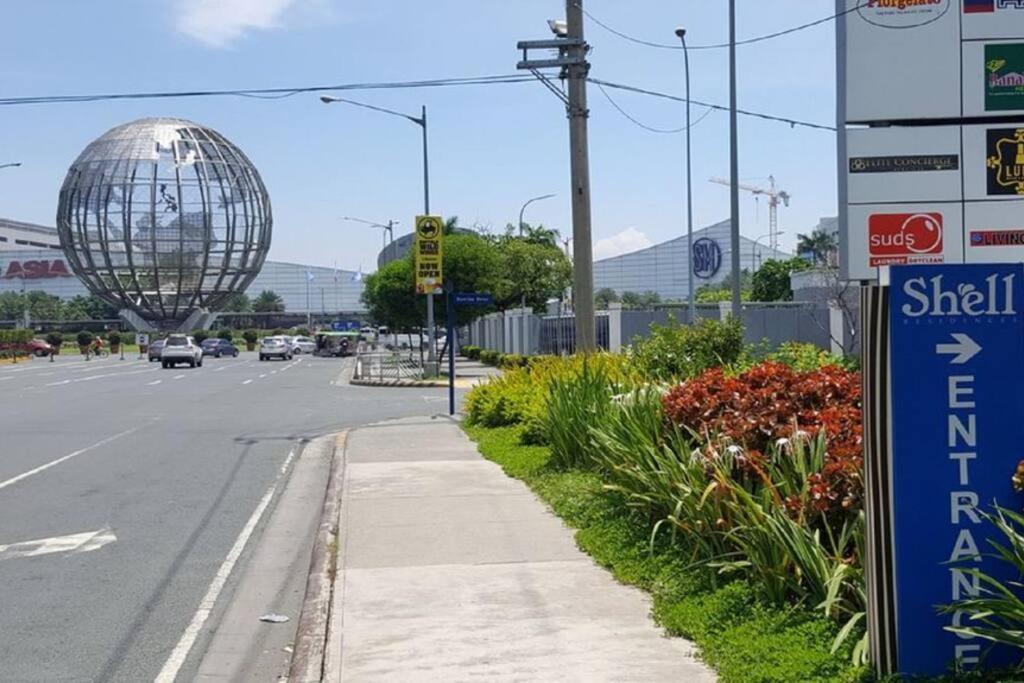 Apartment Best Deal Nearest To Moa, Bigger 1br Wifi Cabletv Manila