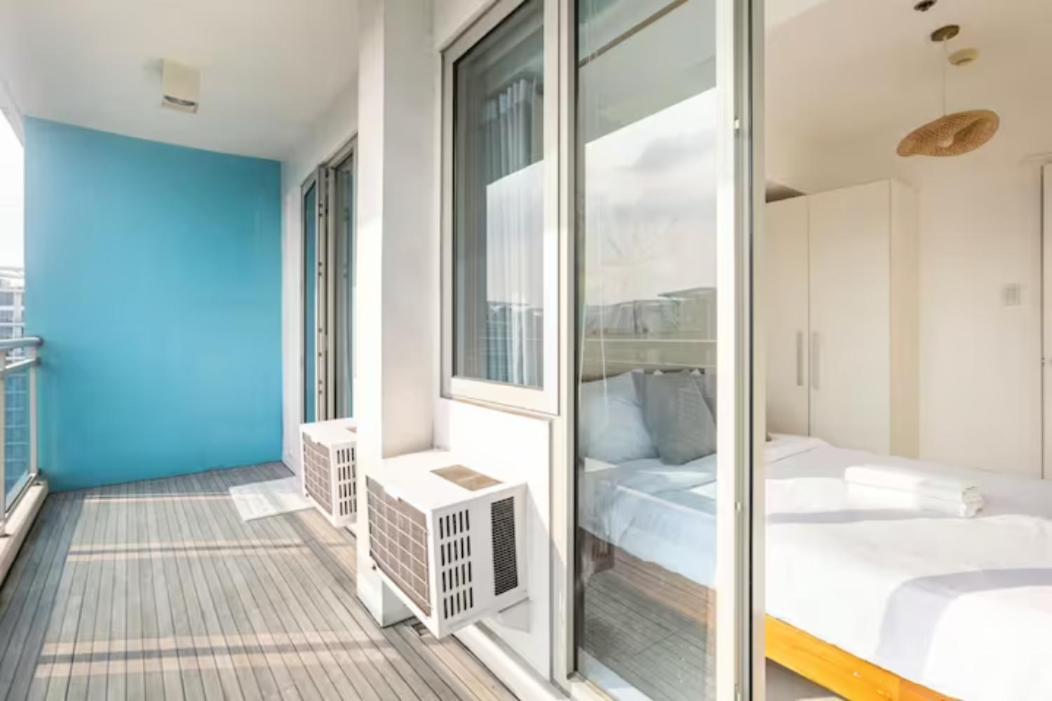 Sabrina's Crib 2br By Azure Residences Near Airport *