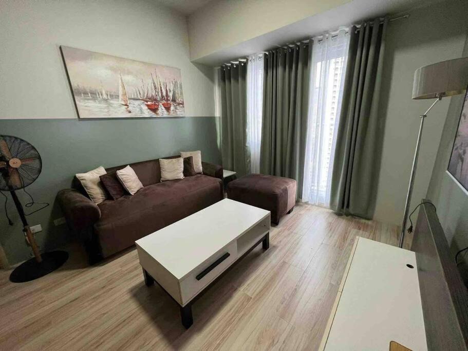2 Bedroom Jazz Cozy At Deal! Manila