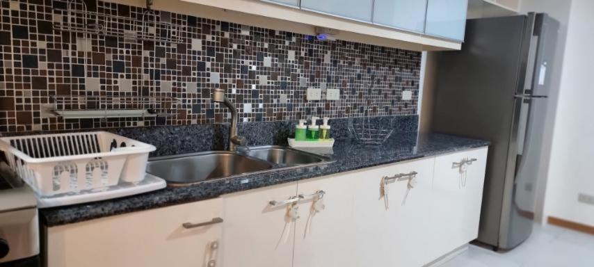 Adb Avenue Tower Homestay