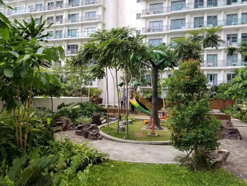 Aveline Cozy Skyline View Acqua Private Residences Near Rockwell Makati Apartment Manila