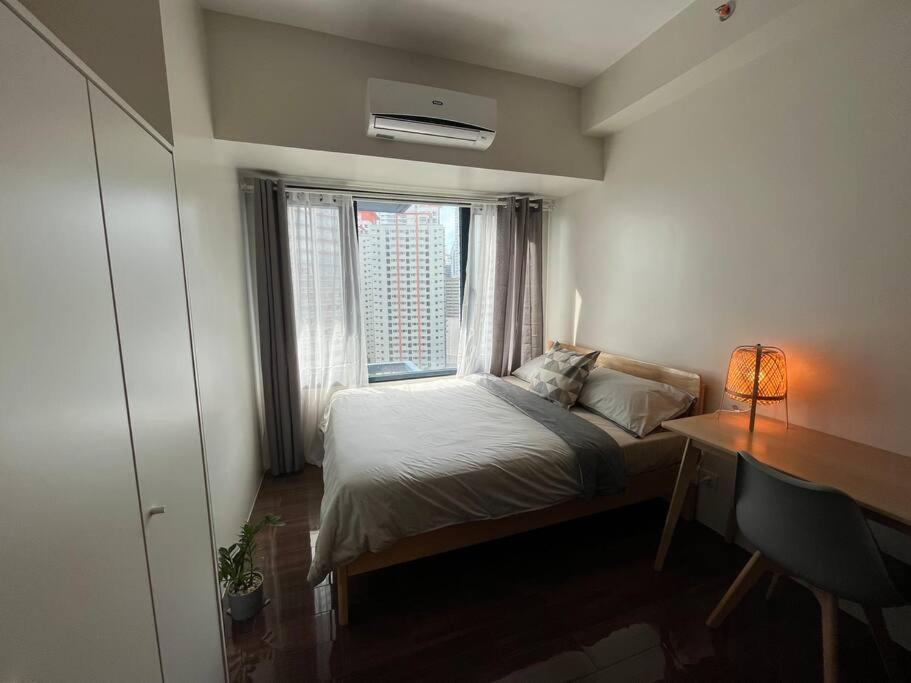 Hygge With Ayala Cbd Makati View! New! Apartamento