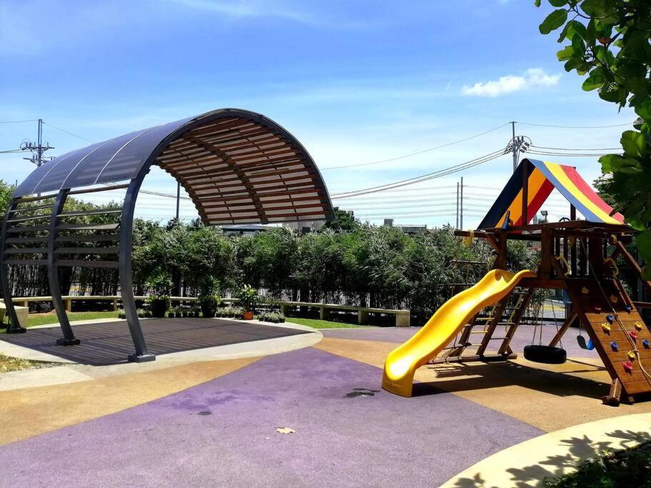 Grace Residences - Pristine Unit Near Bgc, Sm Aura, Market Market, Mckinley Hills, Uptown Mall