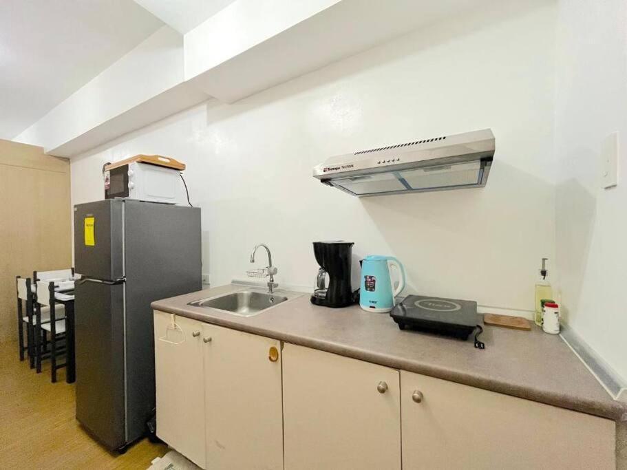 Apartment Stunning 1br Balcony Pool View W/ Wi-fi Grace Res *