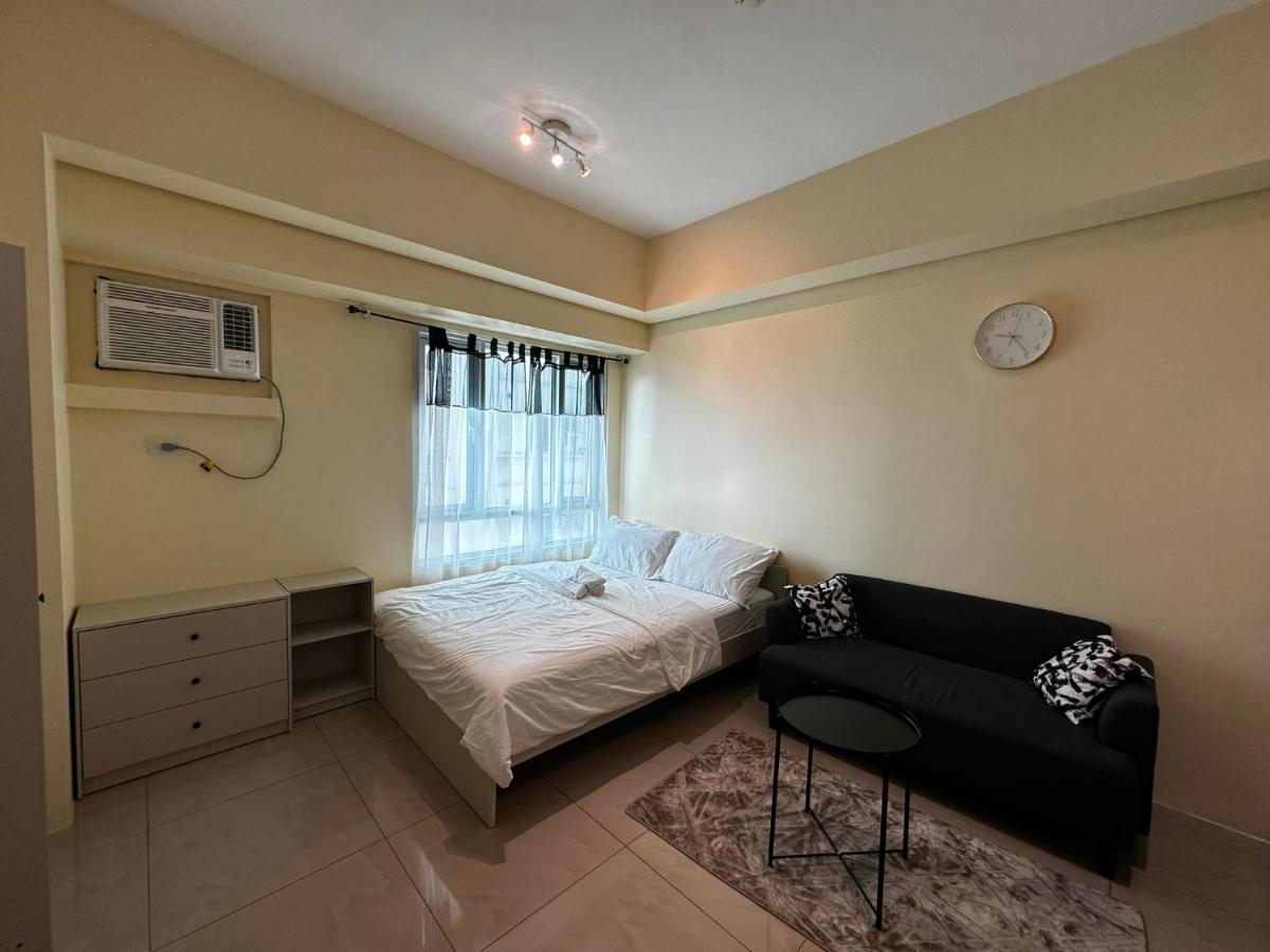 Modern Living In Makati Apartment