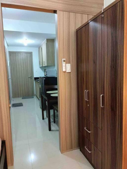 Shore 2 Staycation - Near Mall Of And Casinos Apartment *