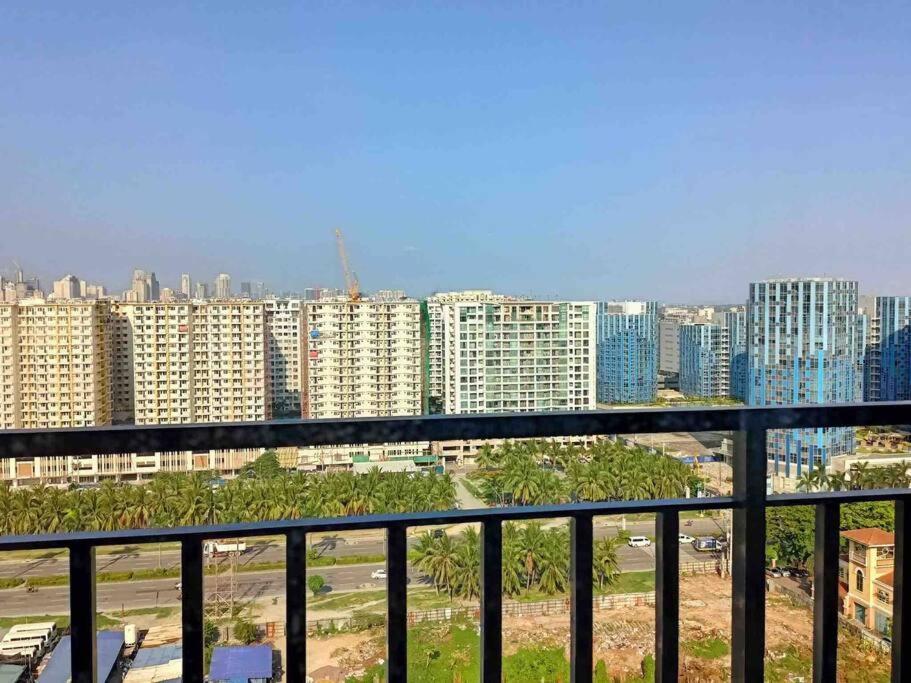 Apartment Shore 2 Staycation - Near Mall Of And Casinos Manila