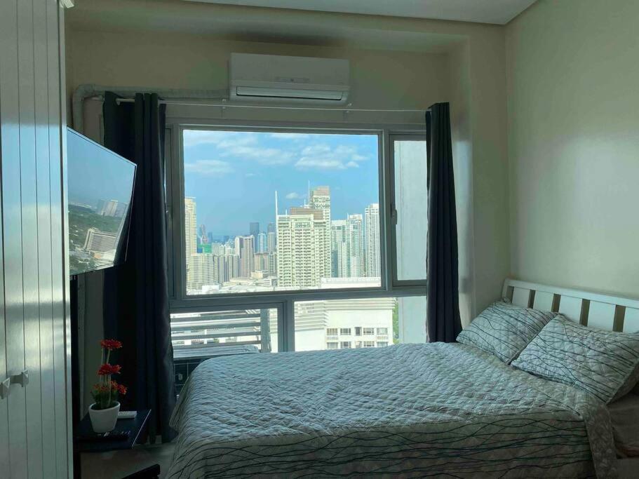 Apartment Makati Penthouse With Stunning Skyline View Manila