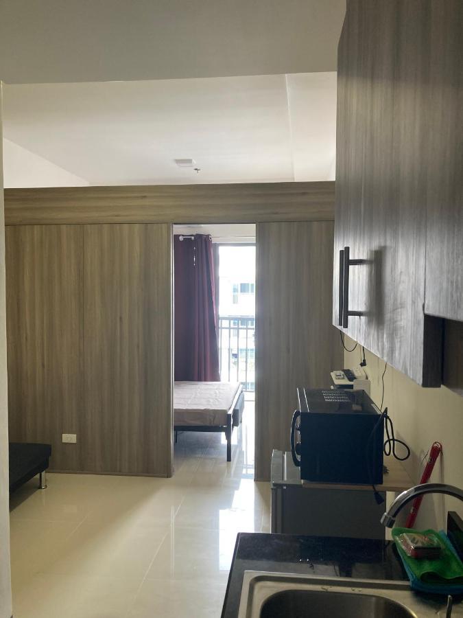 Apartment Penthouse At Fame 41st Floor, Shangrila-megamall Manila