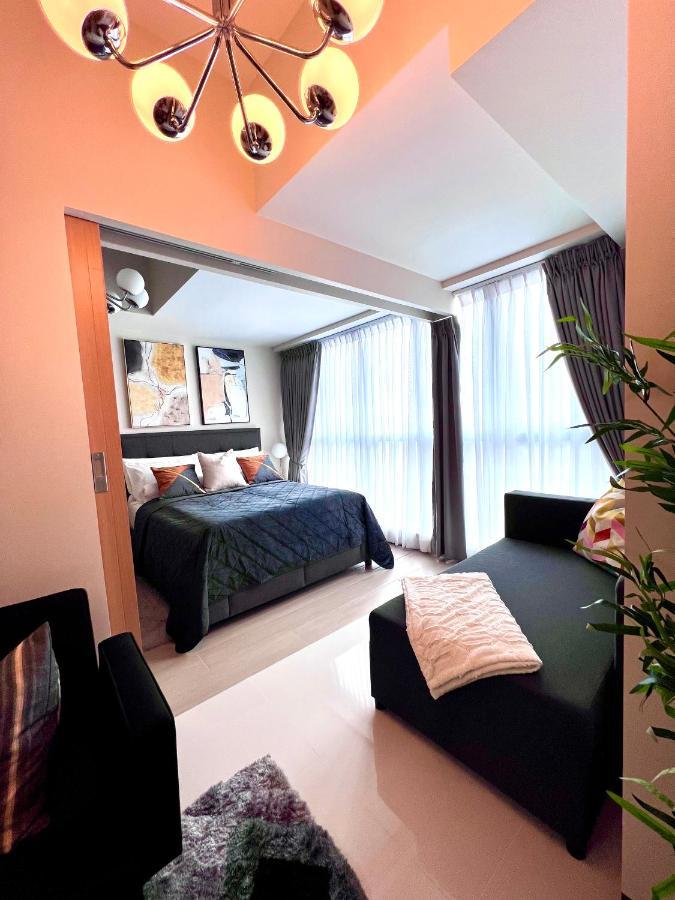 Daniella's Modern & Cozy In Uptown Bgc Apartment