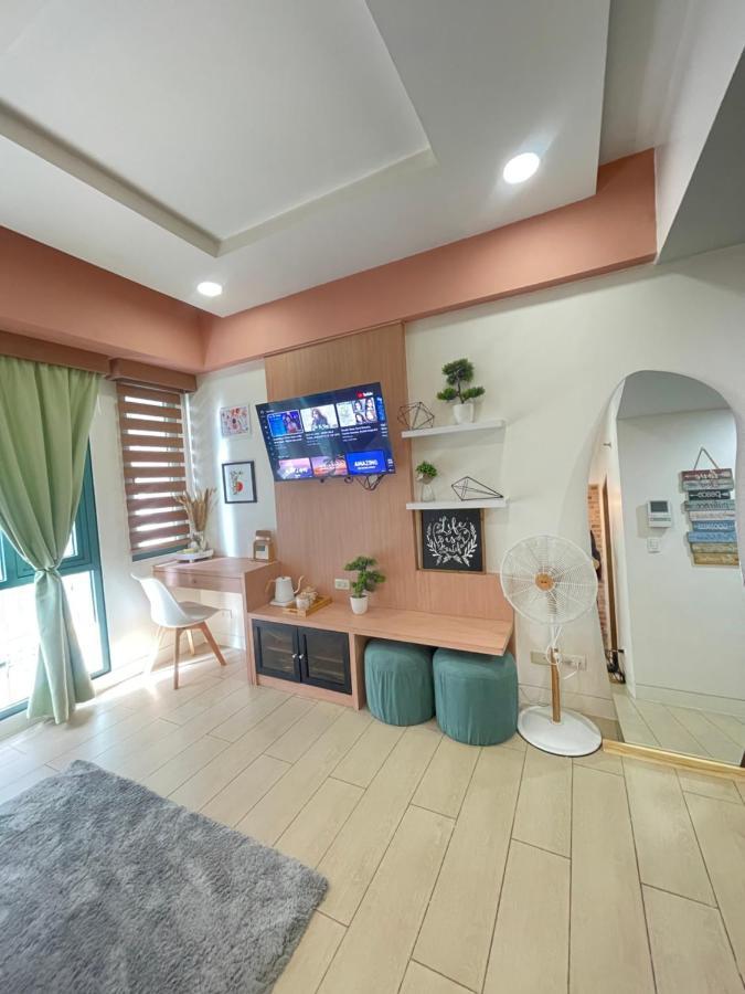 Two Palm Tree Aesthetic Condotel Apartment